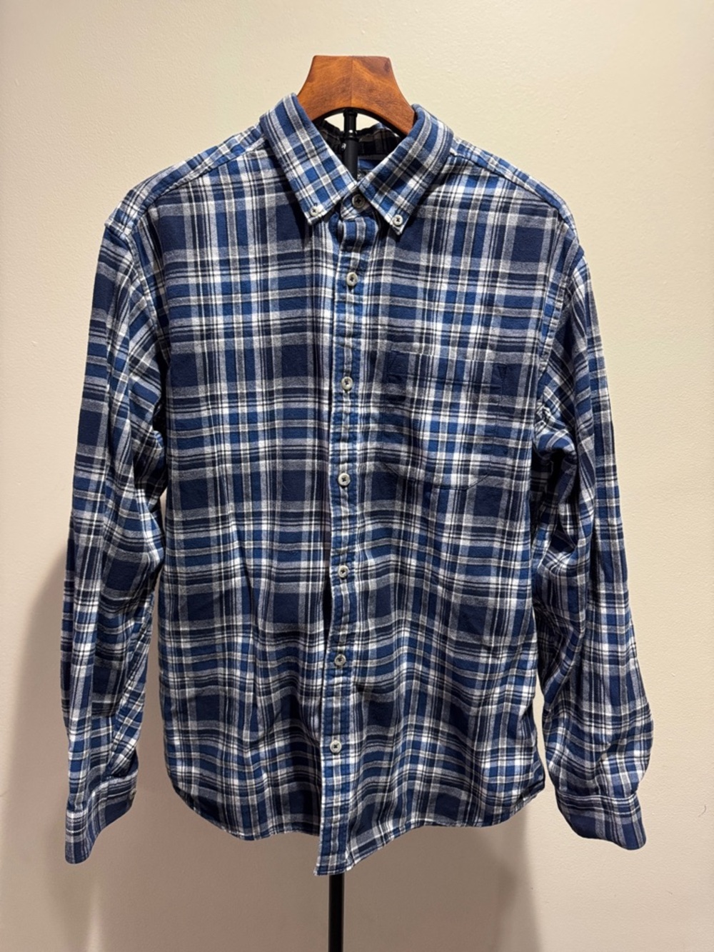 Eddie Bauer Eddie’s Favorite Flannel Plaid Button Down Shirt (Size L)